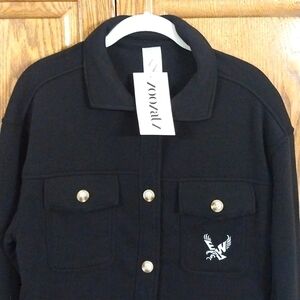 Zoozatz NWT Small Micro Fleece Shacket‎ Jacket Black Washington Eagles Emblem